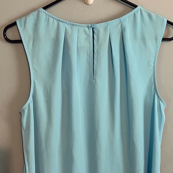 SELLING WORTHINGTON WOMEN BLOUSE SIZE MEDIUM COLOR BLUE SLEEVELESS PRE-OWNED … - Picture 2 of 11